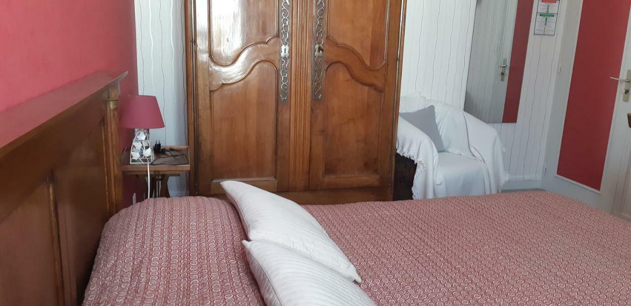 Logis Hotel Le Cor D'Argent エクステリア 写真