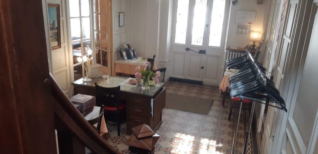 Logis Hotel Le Cor D'Argent エクステリア 写真